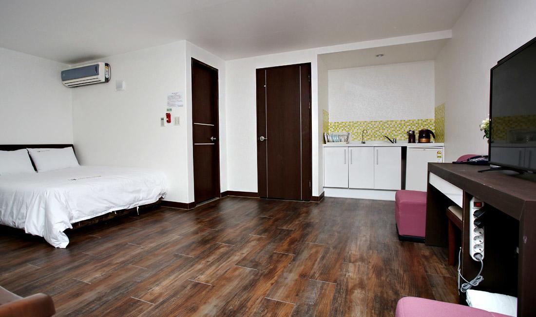 Hotel Mallipo Таеан Екстериор снимка