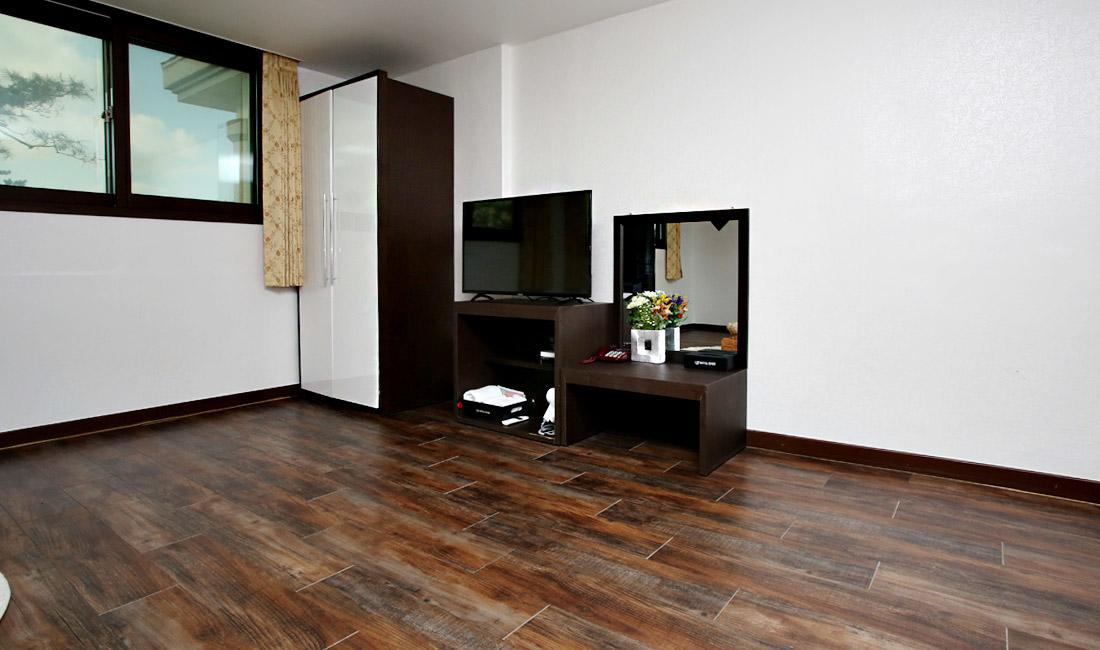 Hotel Mallipo Таеан Екстериор снимка