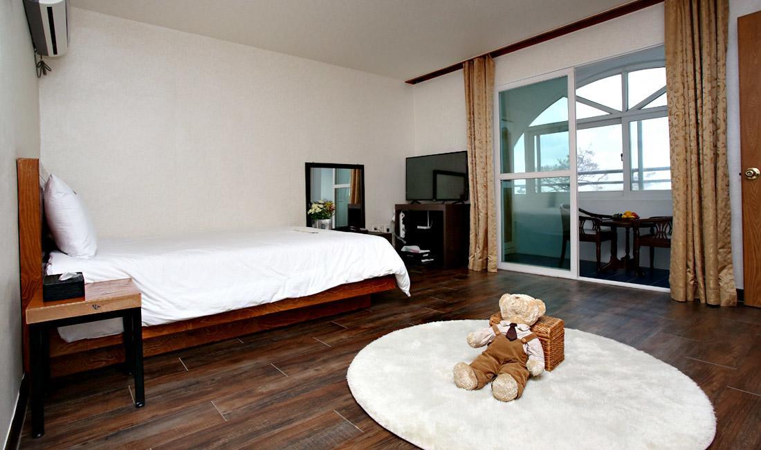 Hotel Mallipo Таеан Екстериор снимка